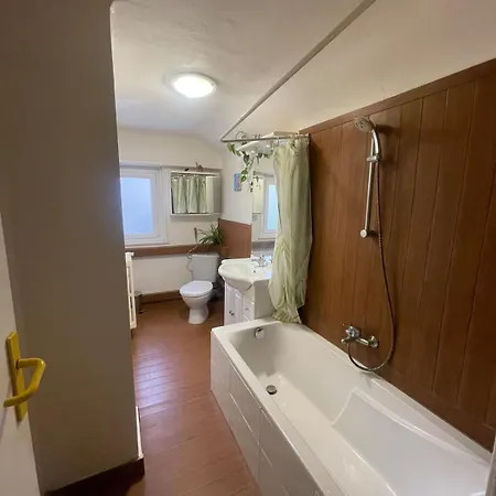 Proche Centre Et Gare- 8 Personnes Apartman