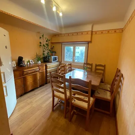 Апартаменты Proche Centre Et Gare- 8 Personnes