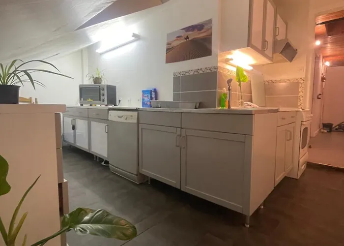 Proche Centre Et Gare- 8 Personnes